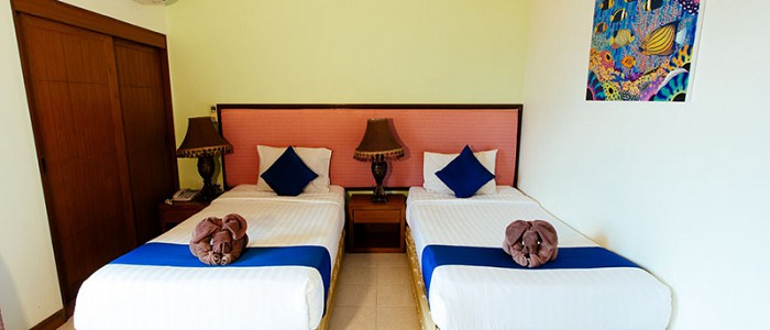 Standard Twin Room